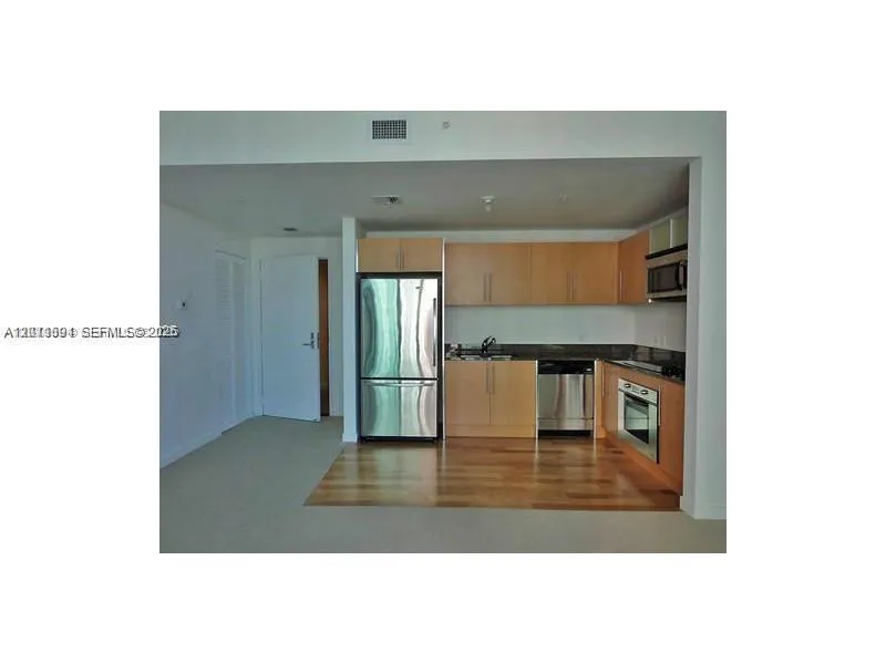 300 S Biscayne Blvd # 2903, Miami FL 33131