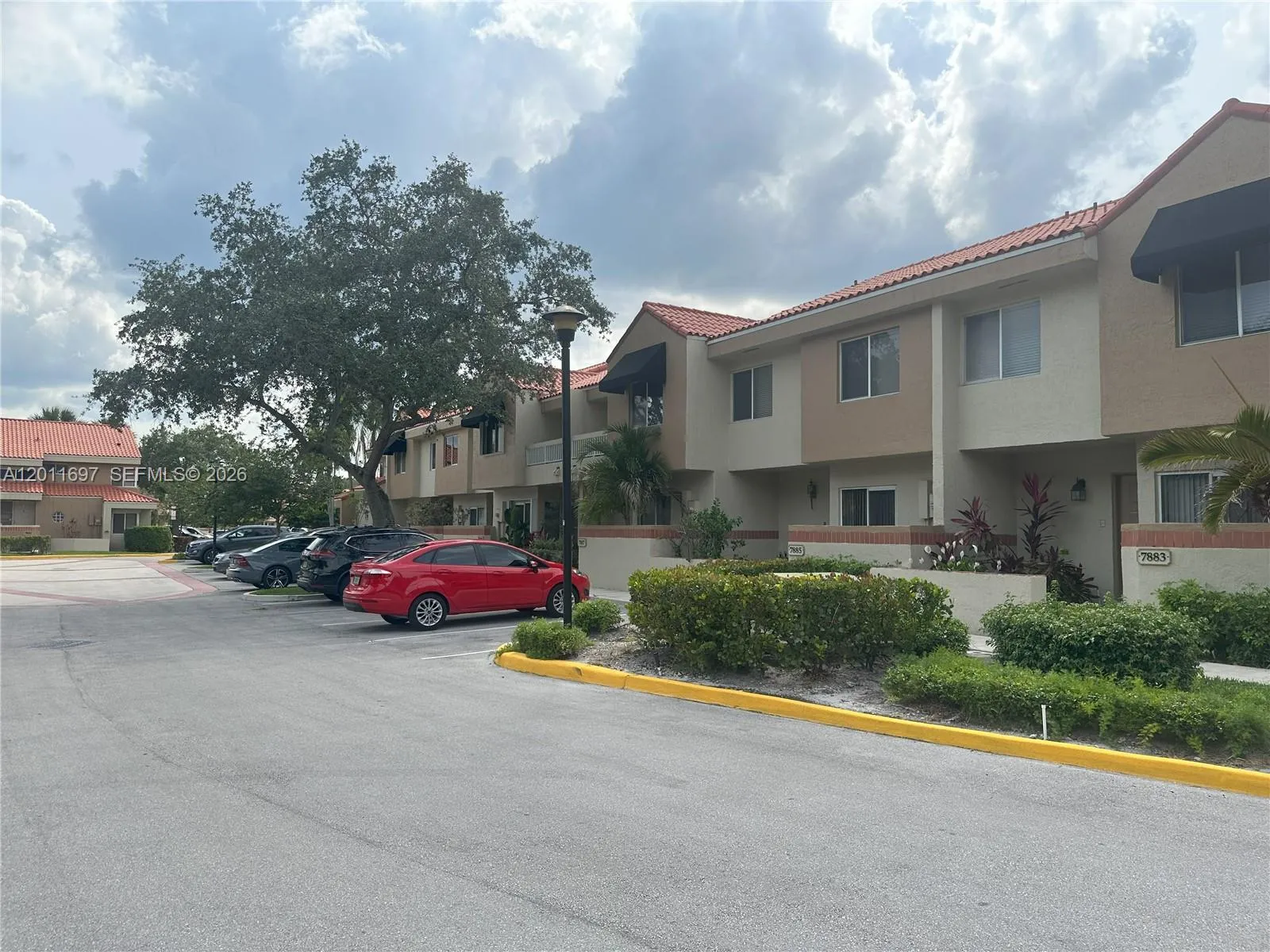 7885 NW 7th Ct # 406, Plantation FL 33324
