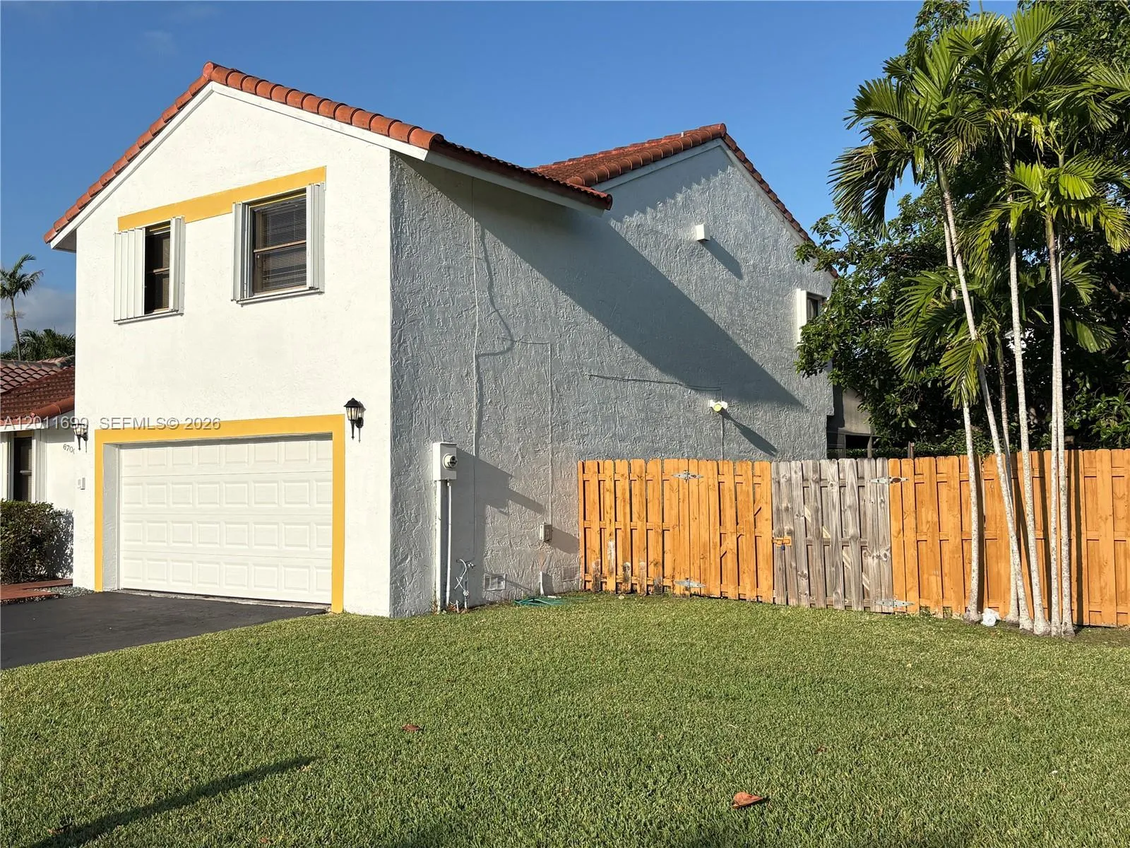6700 SW 104th Ct, Miami FL 33173