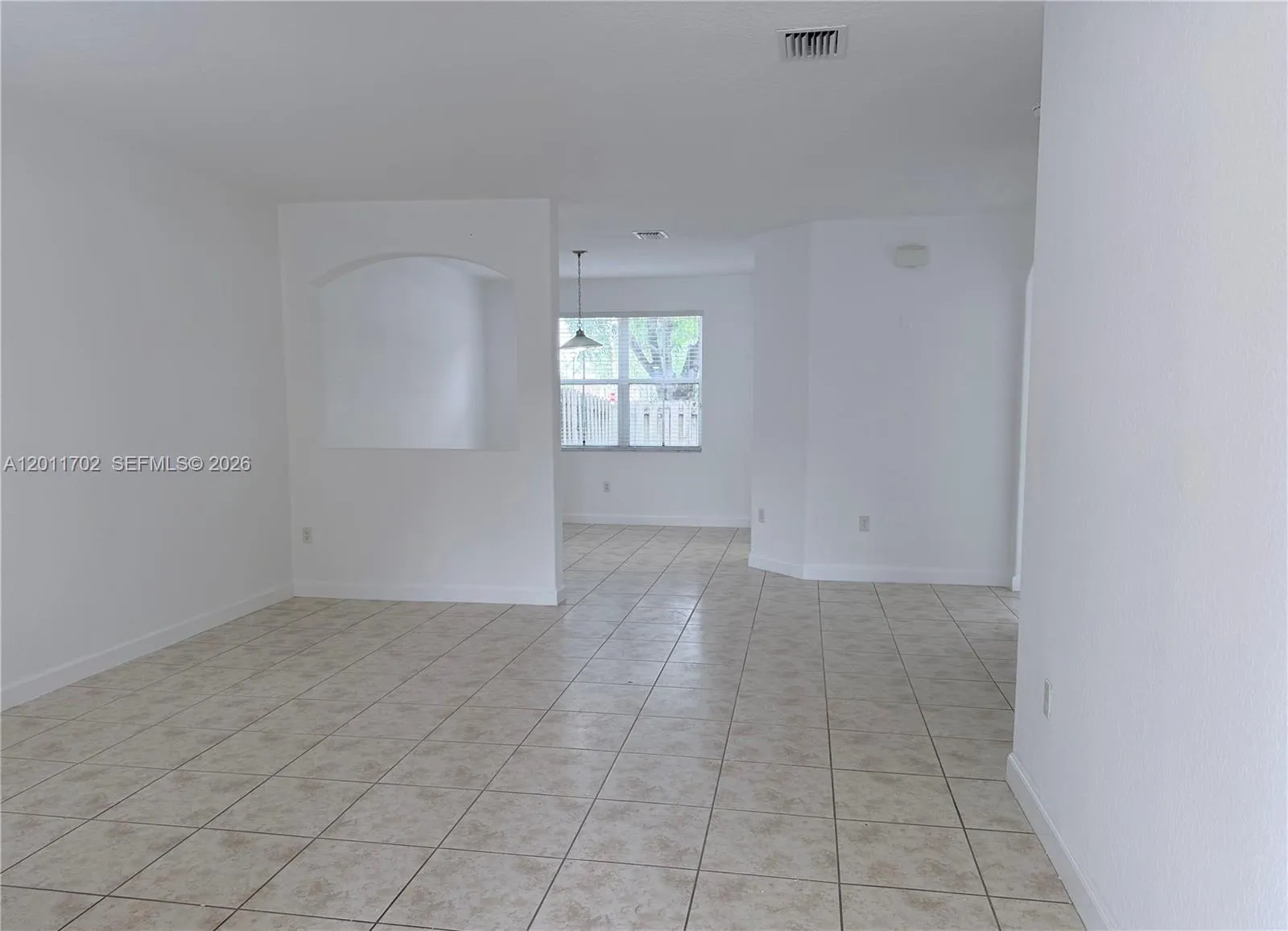 8720 NW 111th Ct, Doral FL 33178