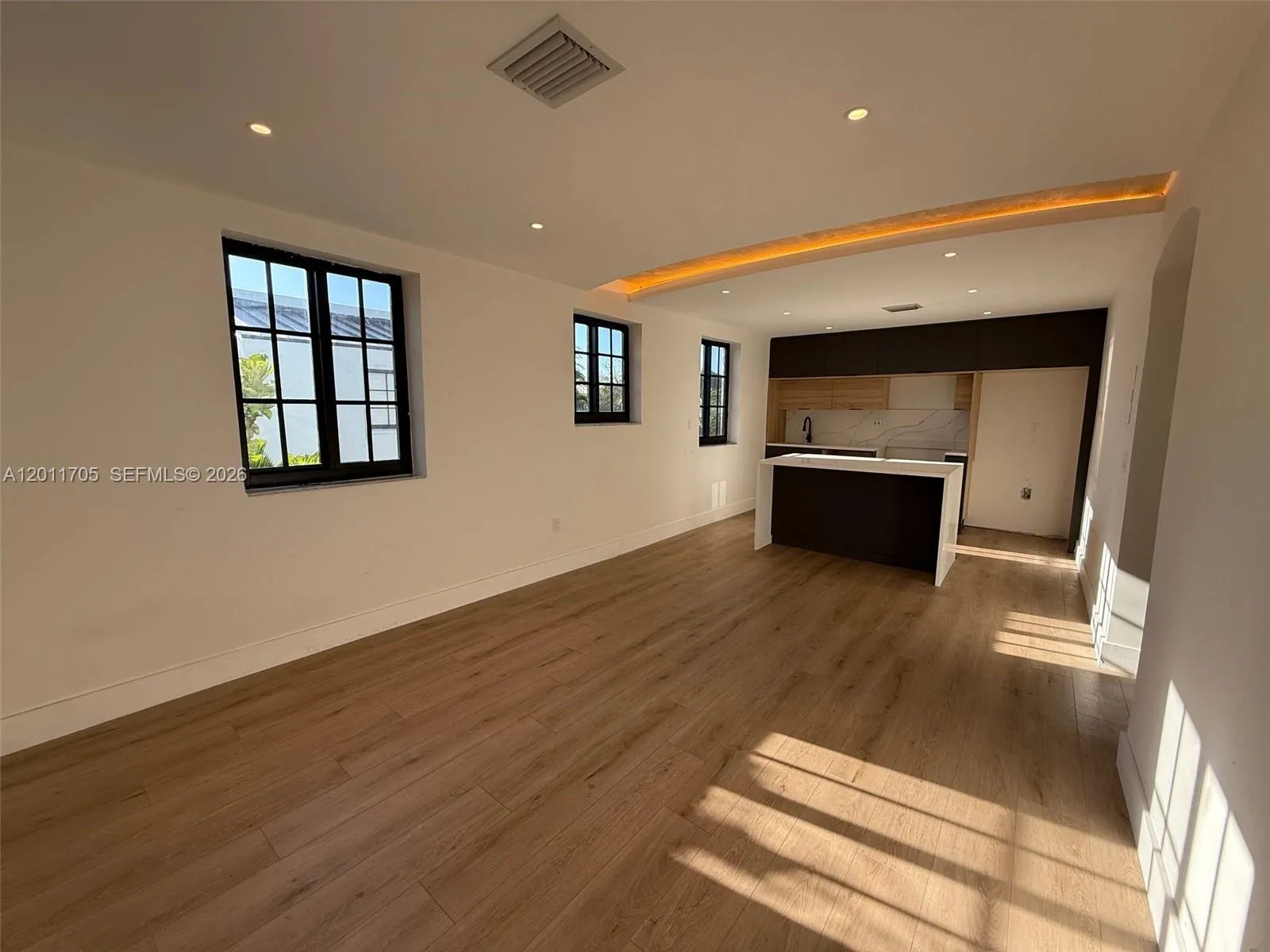 1716 SW 11 ST # 4, Miami FL 33135