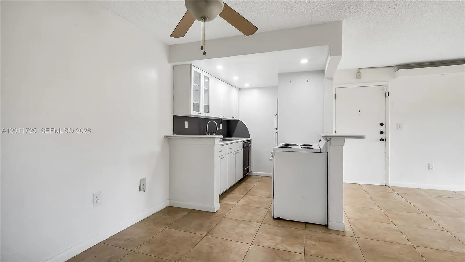 7200 Fairway Dr # H12, Miami Lakes FL 33014