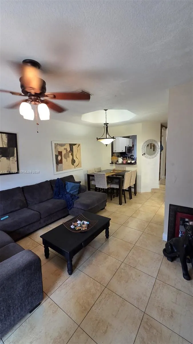 8300 NW 10th St, Miami FL 33126