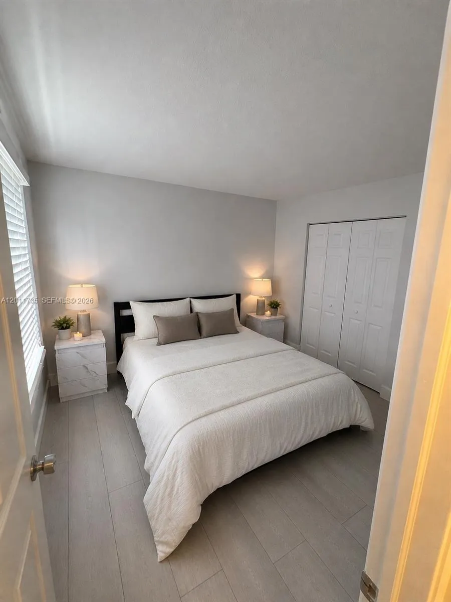 1032 NW 6th Ave # 2, Fort Lauderdale FL 33311