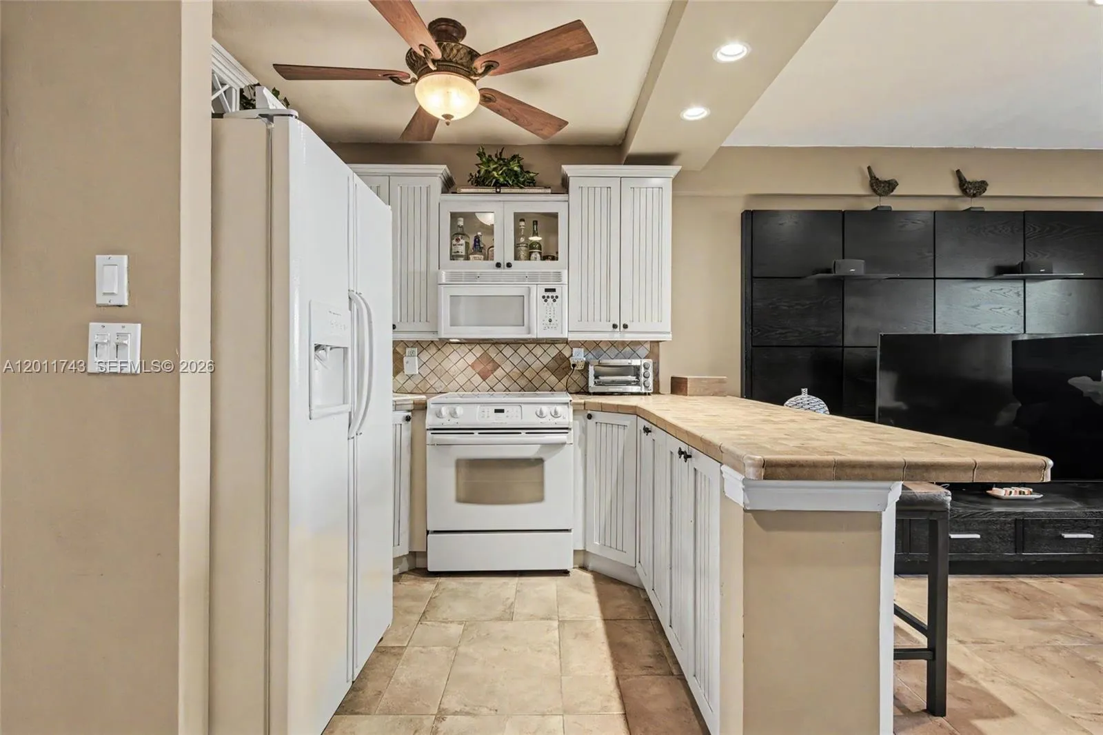 1801 S Surf Rd # 2G, Hollywood FL 33019
