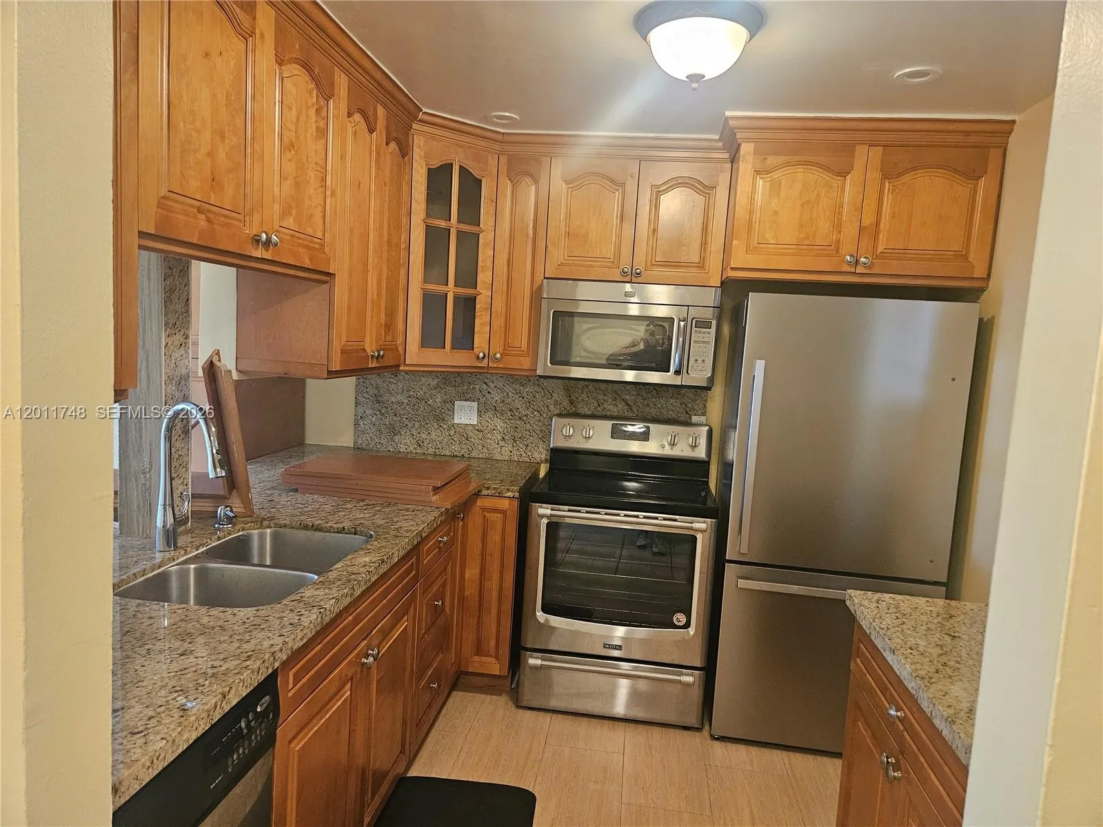 7561 NW 16th St # 2210, Plantation FL 33313