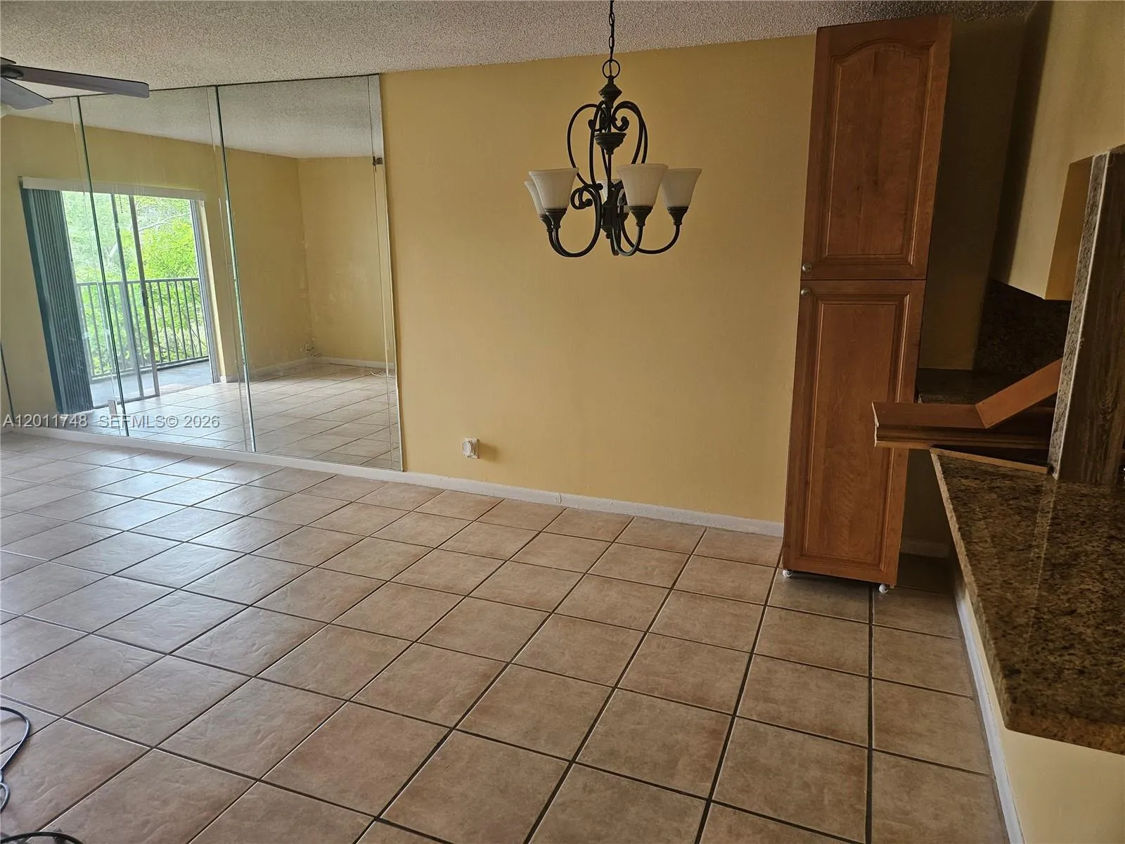 7561 NW 16th St # 2210, Plantation FL 33313