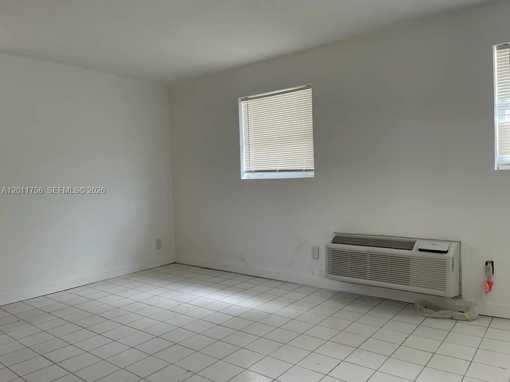 5800 Taylor St # 2, Hollywood FL 33021