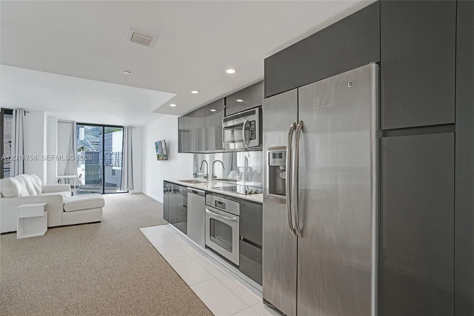 31 SE 6th St # 805, Miami FL 33131