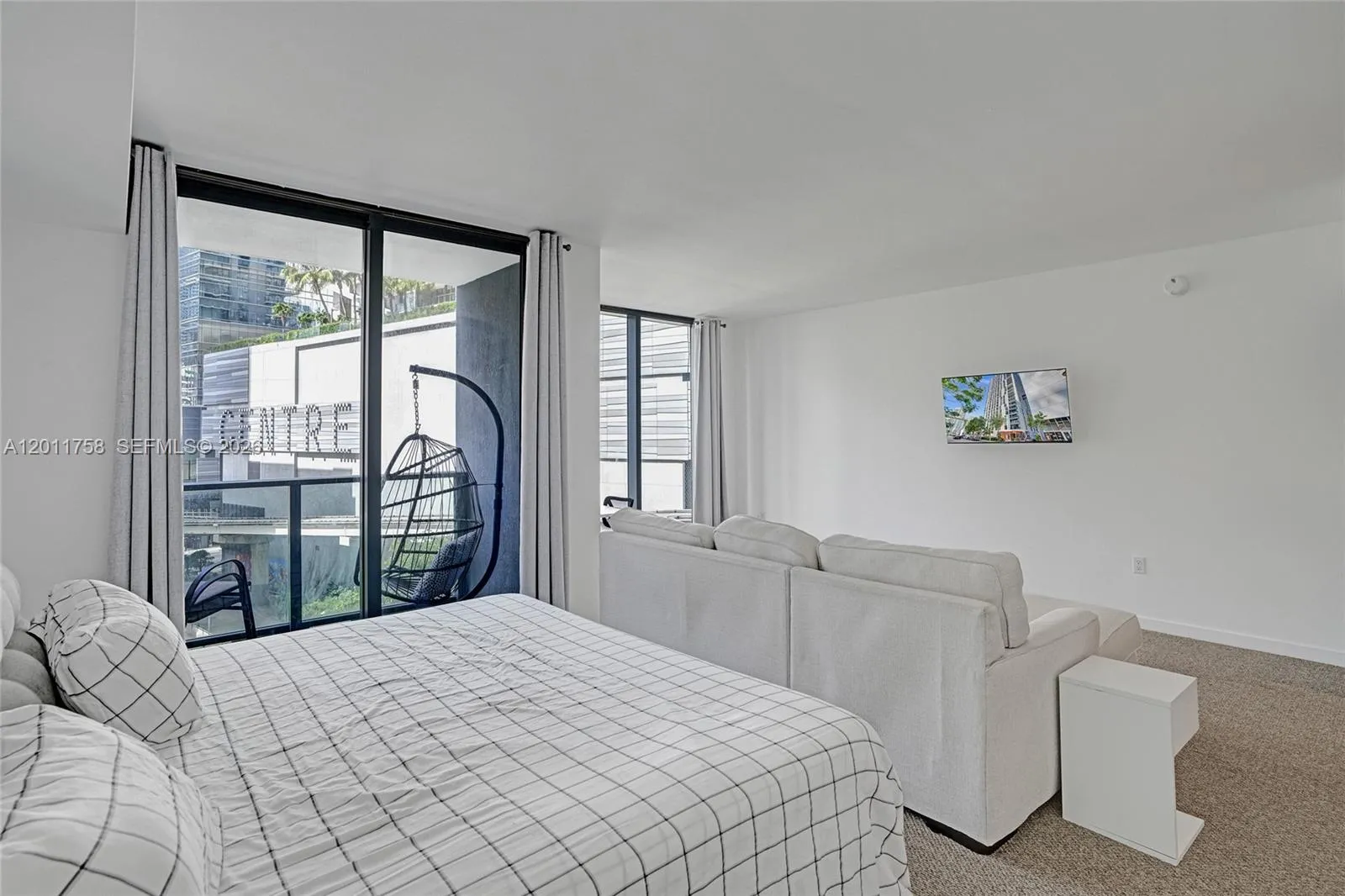 31 SE 6th St # 805, Miami FL 33131