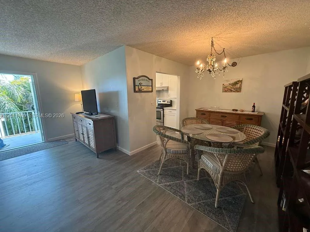 710 N K St # 202, Lake Worth FL 33460