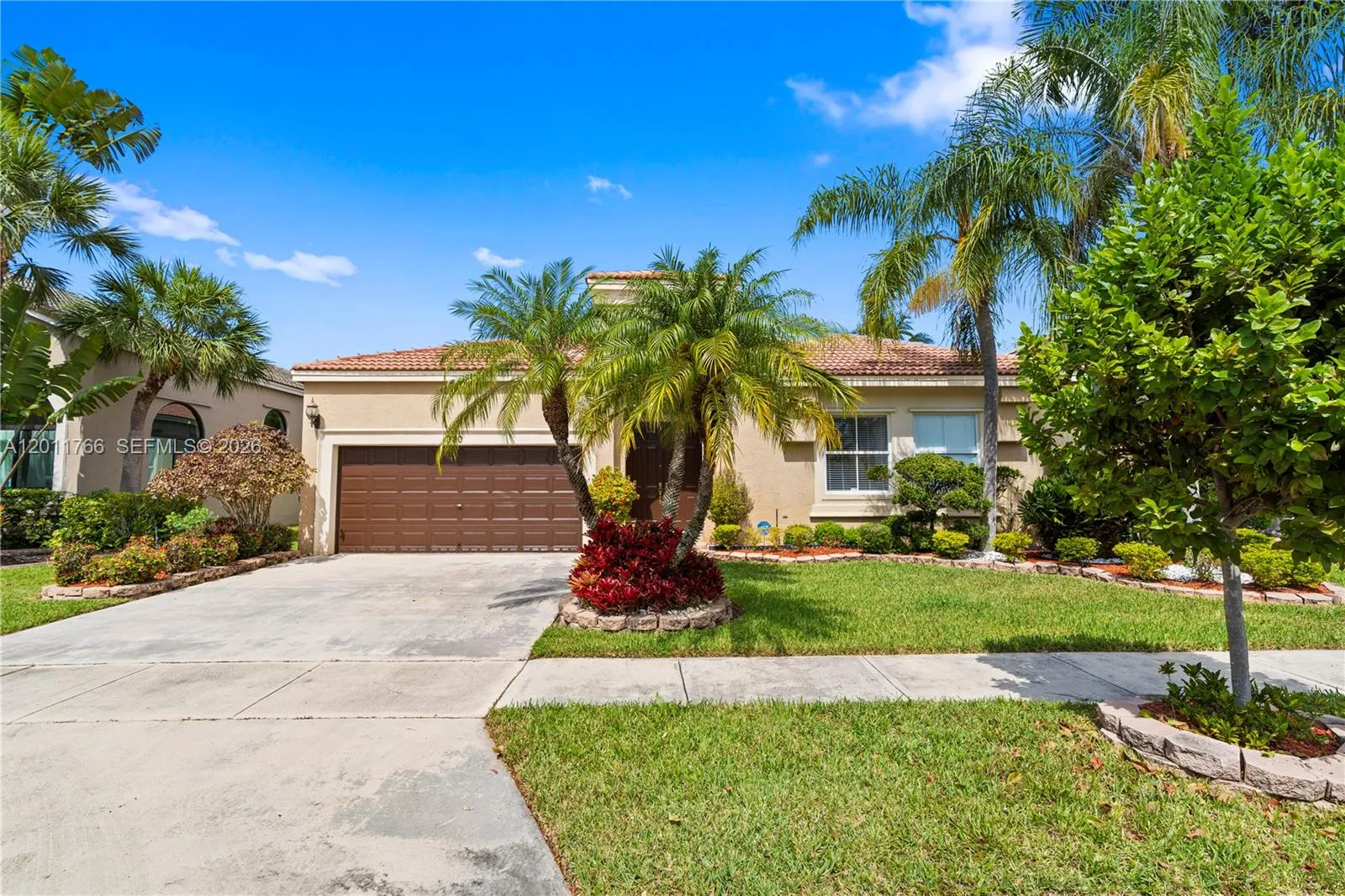 980 SW 171st Ter, Pembroke Pines FL 33027