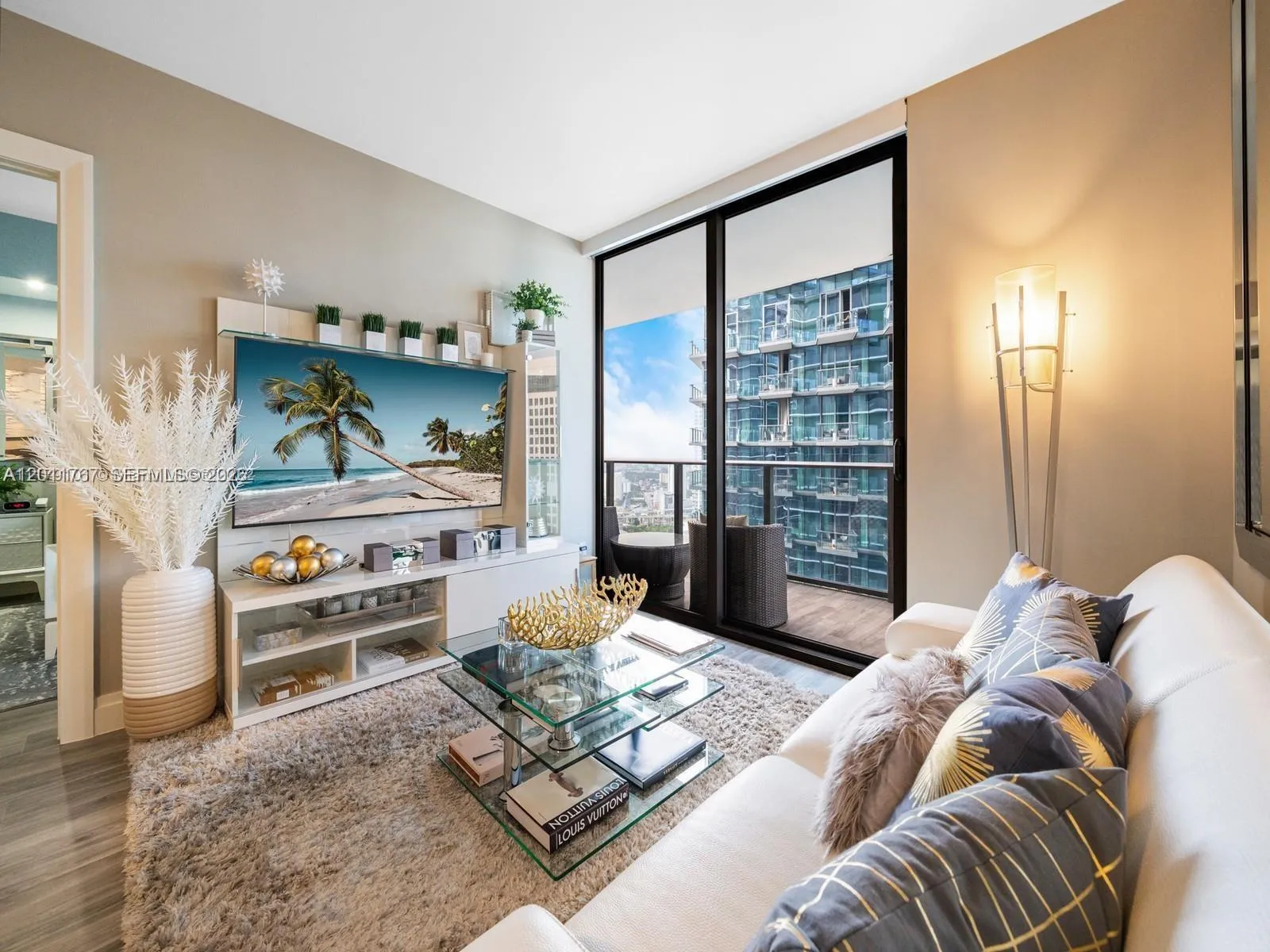 801 S Miami Ave # 3706, Miami FL 33130