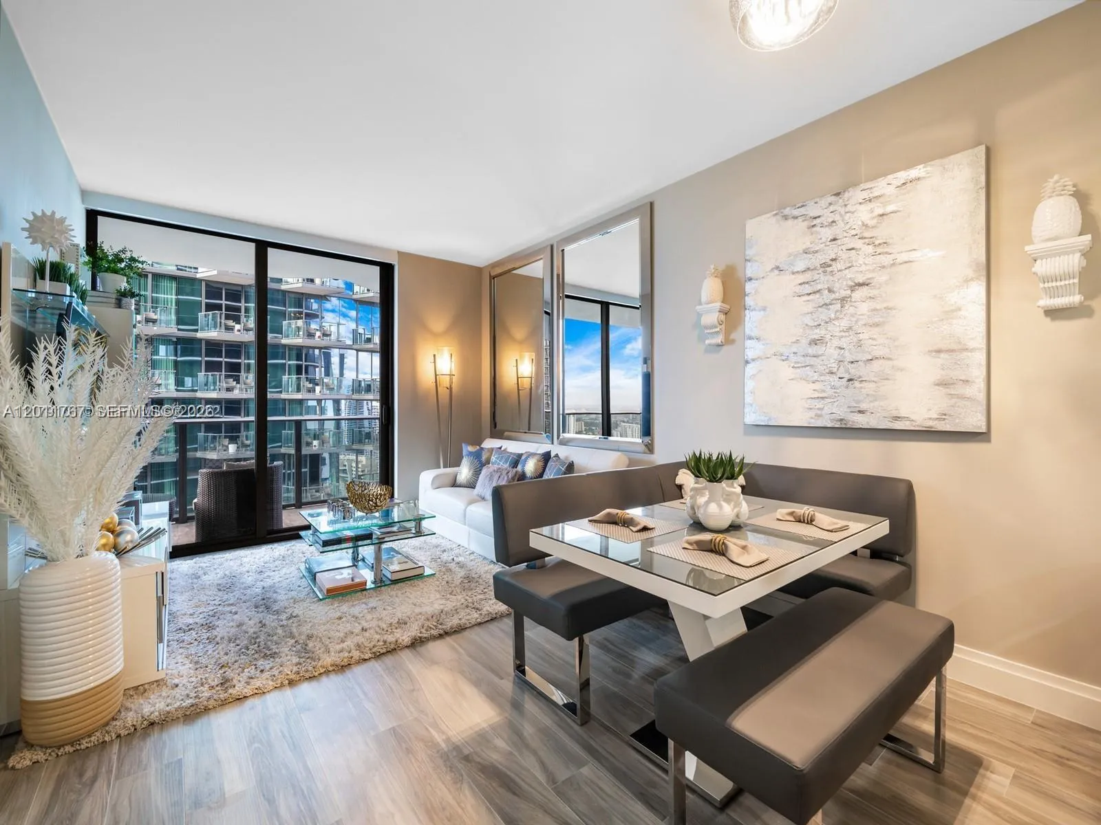 801 S Miami Ave # 3706, Miami FL 33130