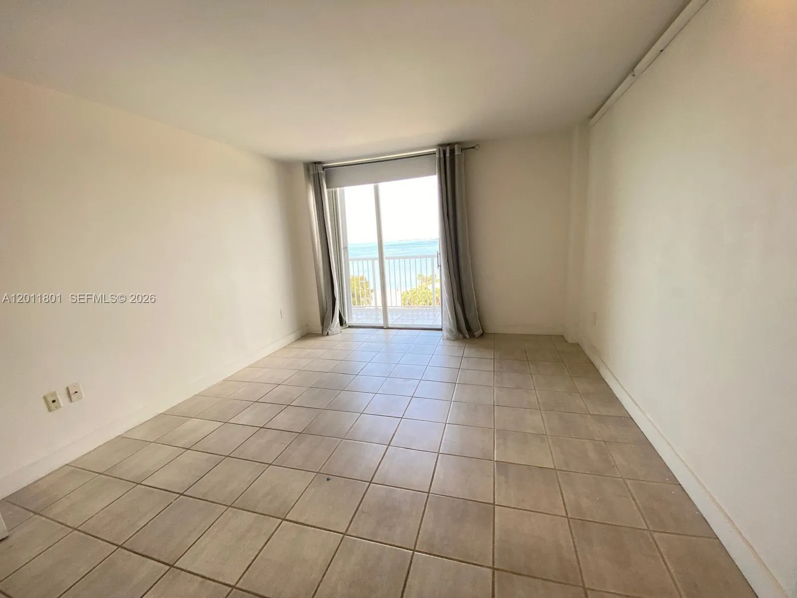 150 SE 25th Rd # 8i, Miami FL 33129