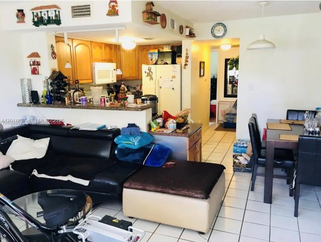 650 NW 86th Pl # 101, Miami FL 33126