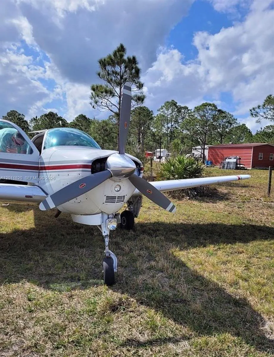 1000 NE 365 Lane, Okeechobee FL 34972
