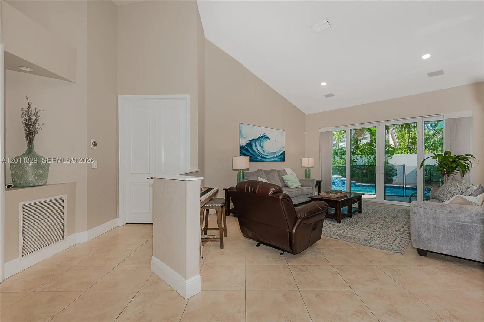 18253 NW 15th Ln, Pembroke Pines FL 33029