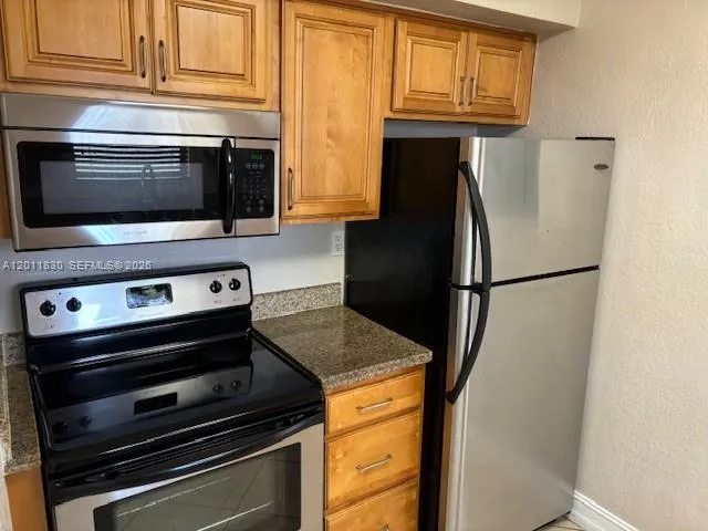 8601 SW 94 ST # 126W, Miami FL 33156
