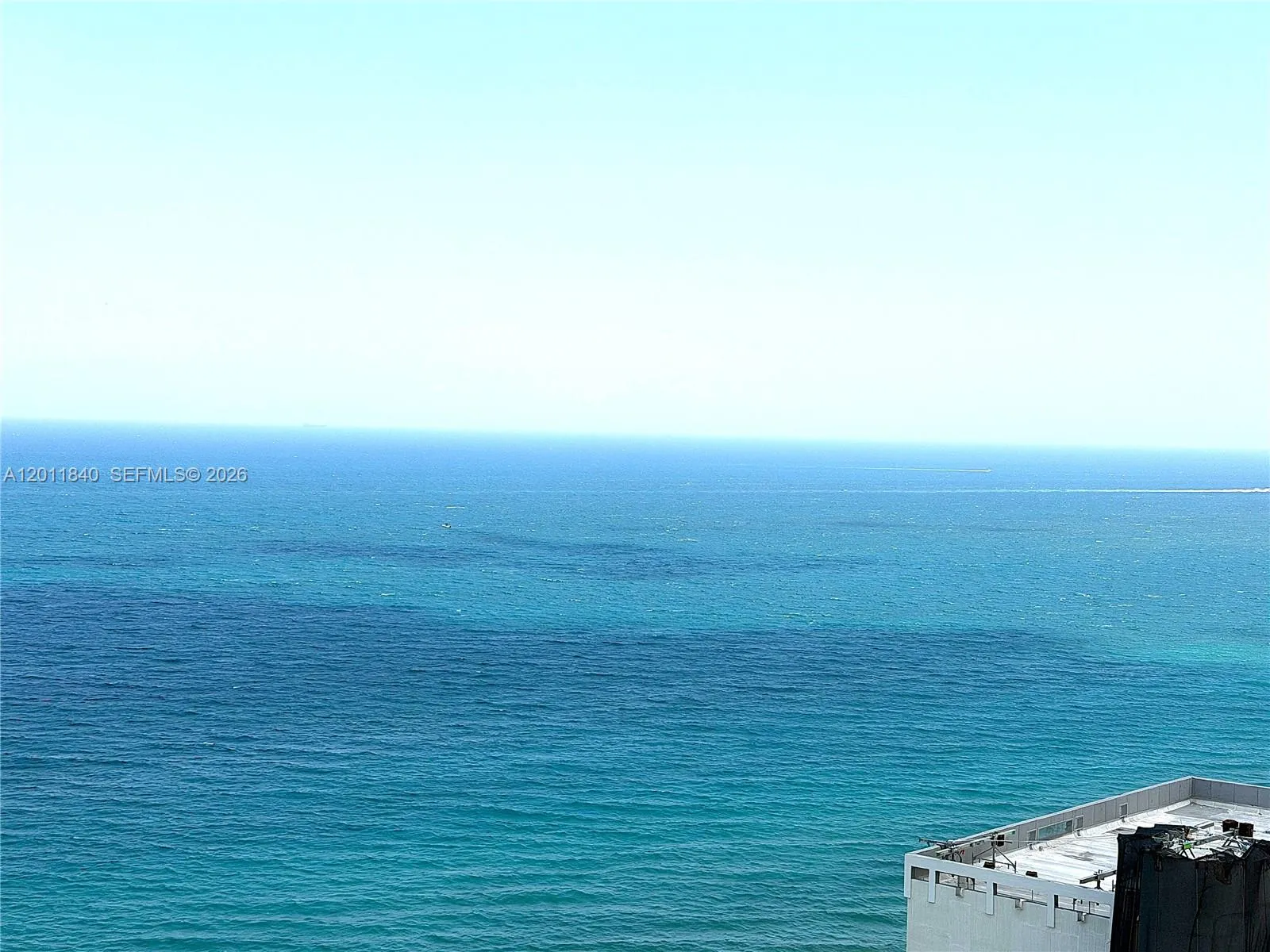 3140 S Ocean Dr # 2303, Hallandale Beach FL 33009
