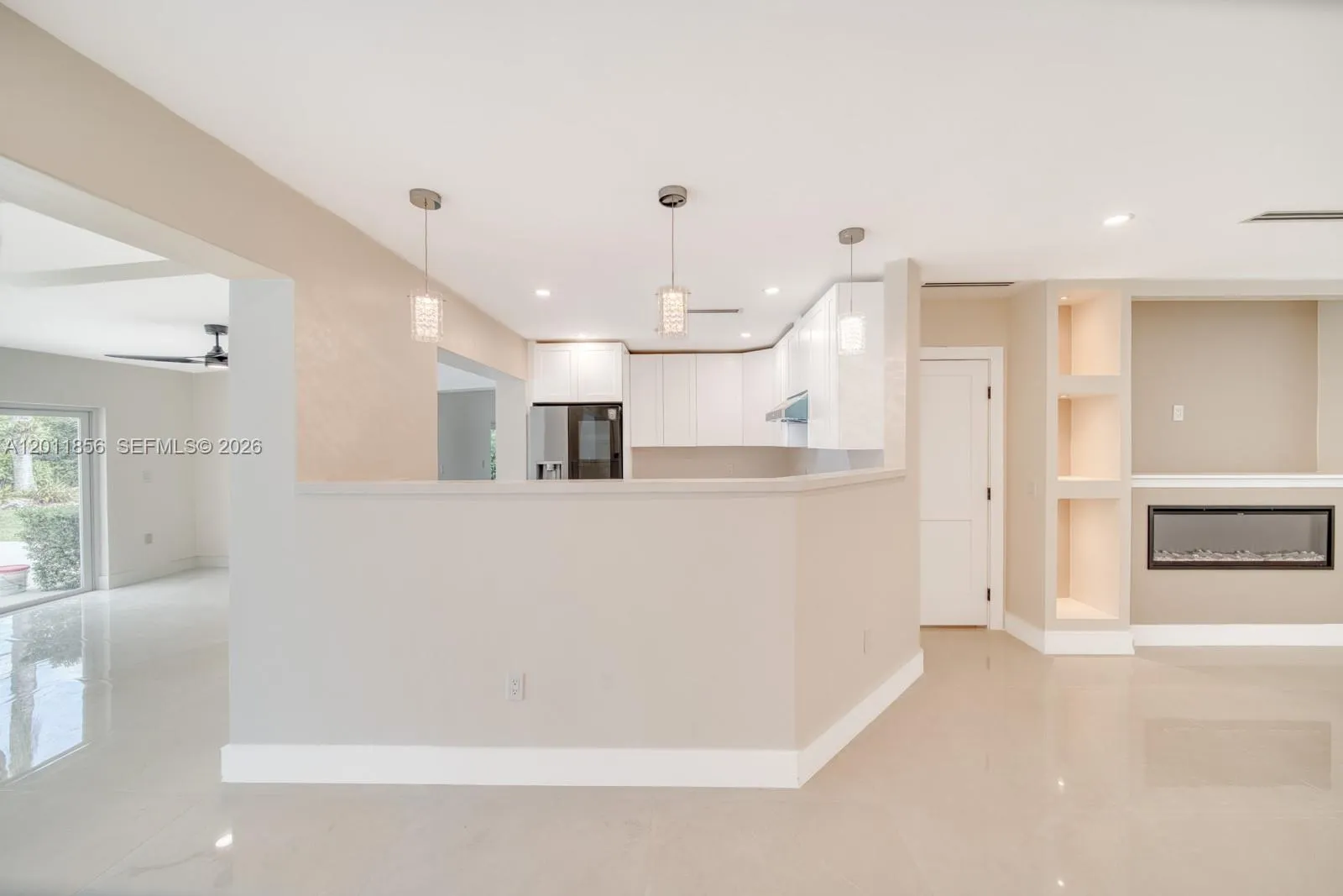 15730 SW 87th Ct, Palmetto Bay FL 33157