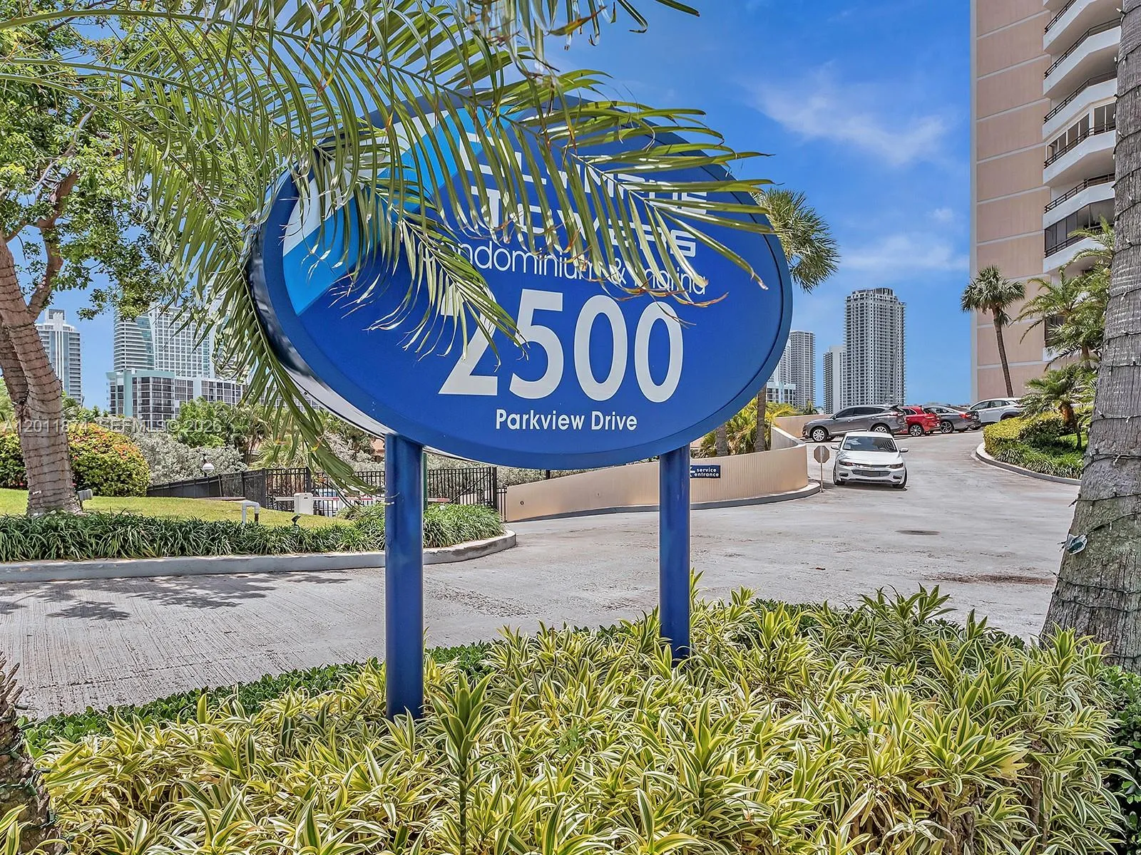 2500 Parkview Dr # 1219, Hallandale Beach FL 33009