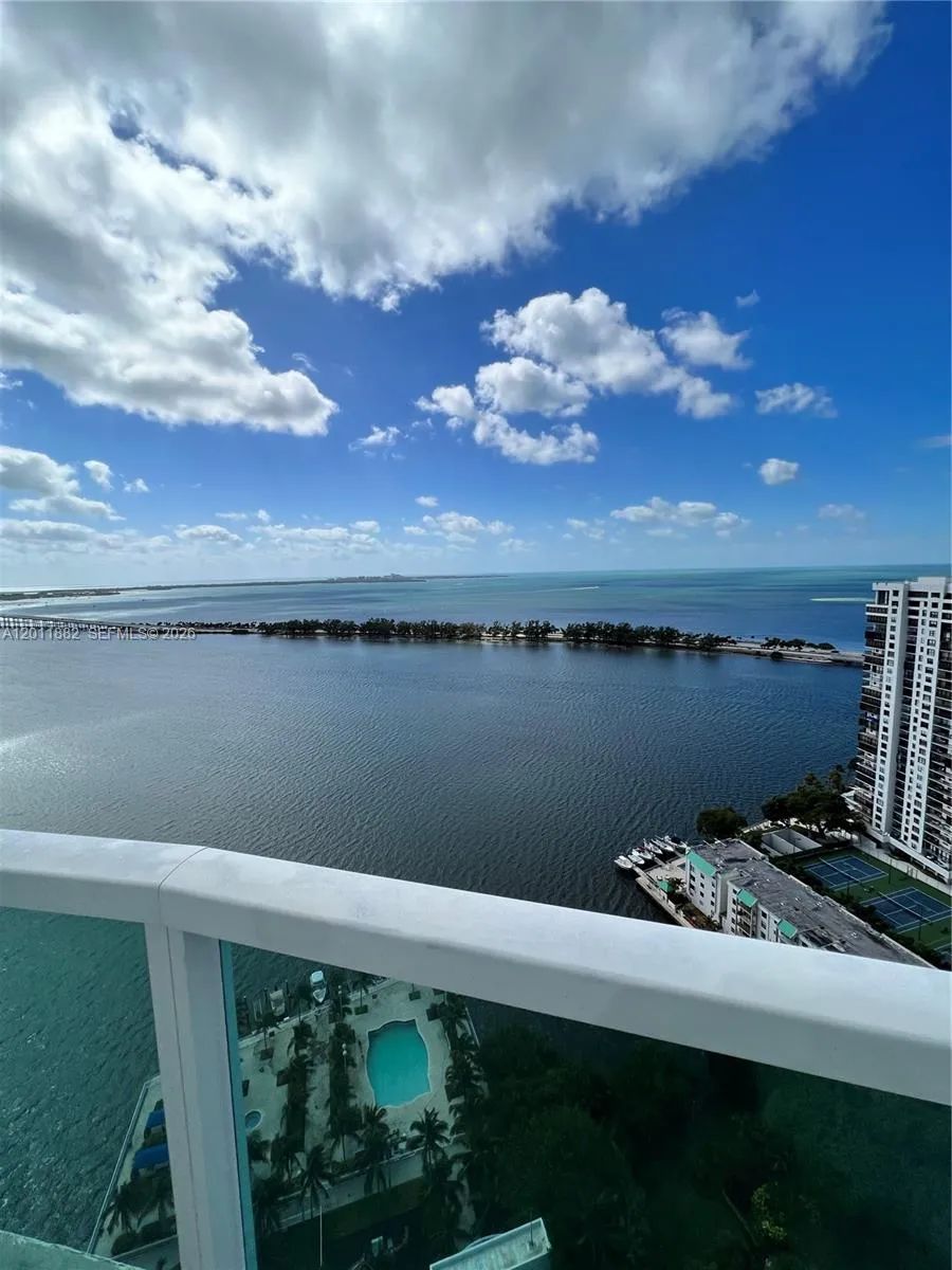 2101 Brickell Ave # 3205, Miami FL 33129