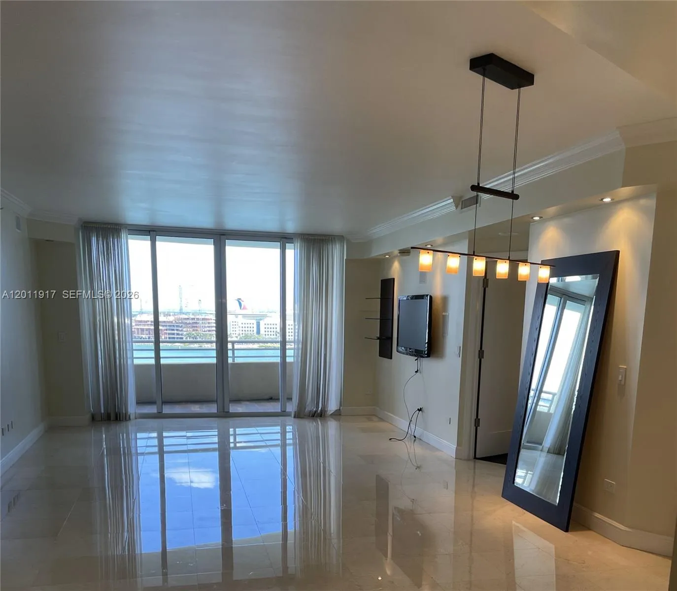 848 Brickell Key Dr # 1402, Miami FL 33131