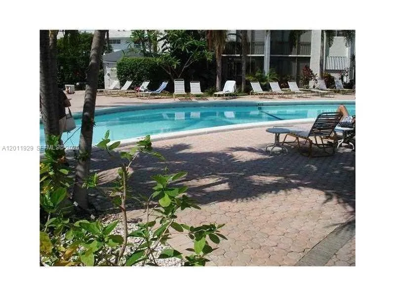 5300 NE 24th Ter # 422C, Fort Lauderdale FL 33308