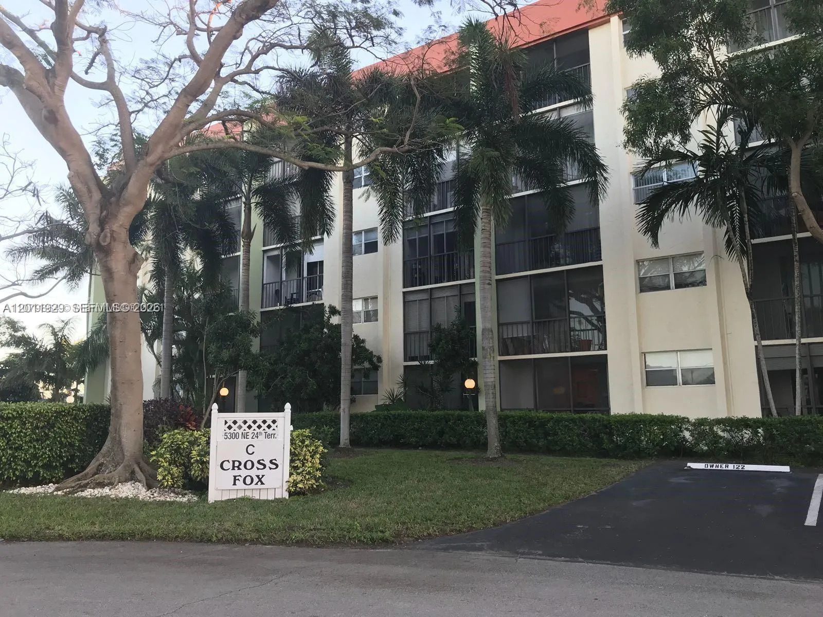 5300 NE 24th Ter # 422C, Fort Lauderdale FL 33308