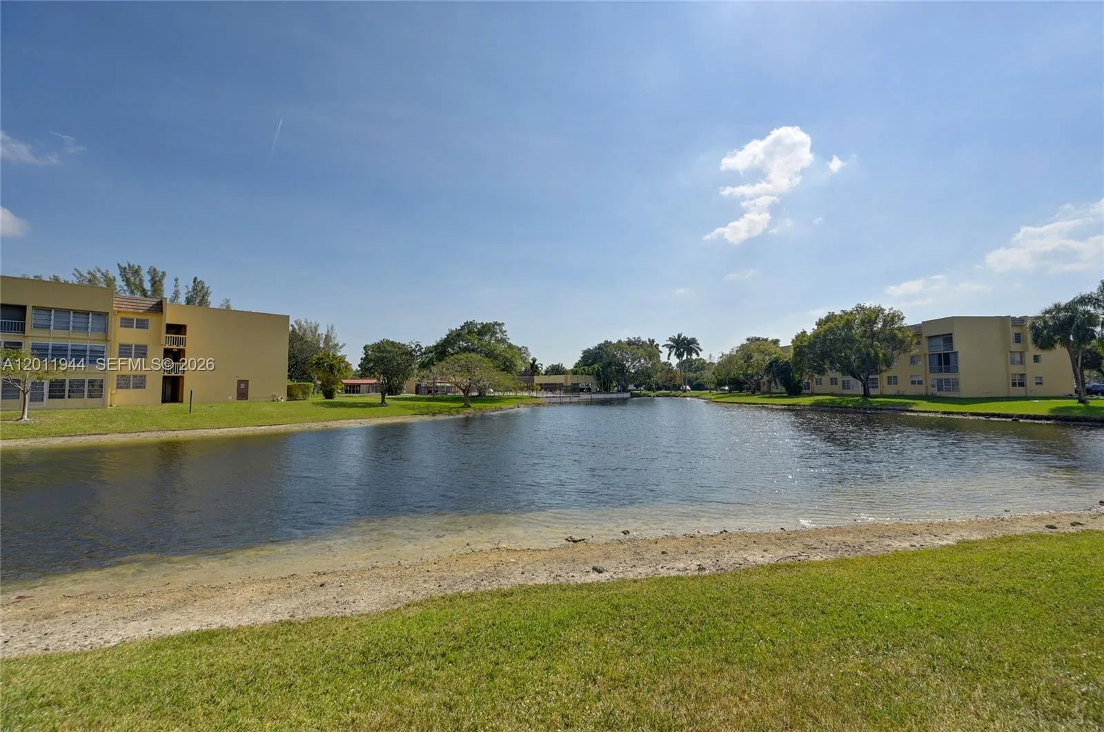 5860 NW 64th Ave # 102, Tamarac FL 33319