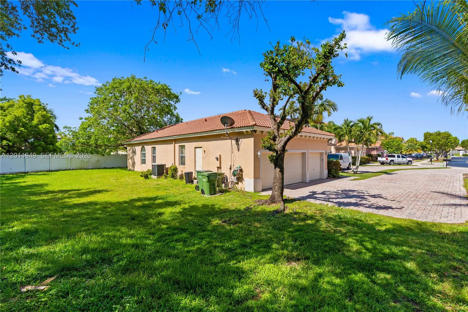 3788 NE 11th St, Homestead FL 33033