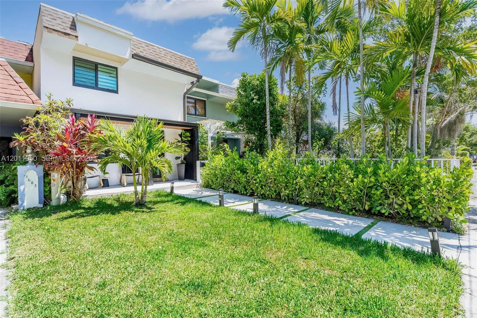 1687 NE 142nd St # 1687, North Miami FL 33181