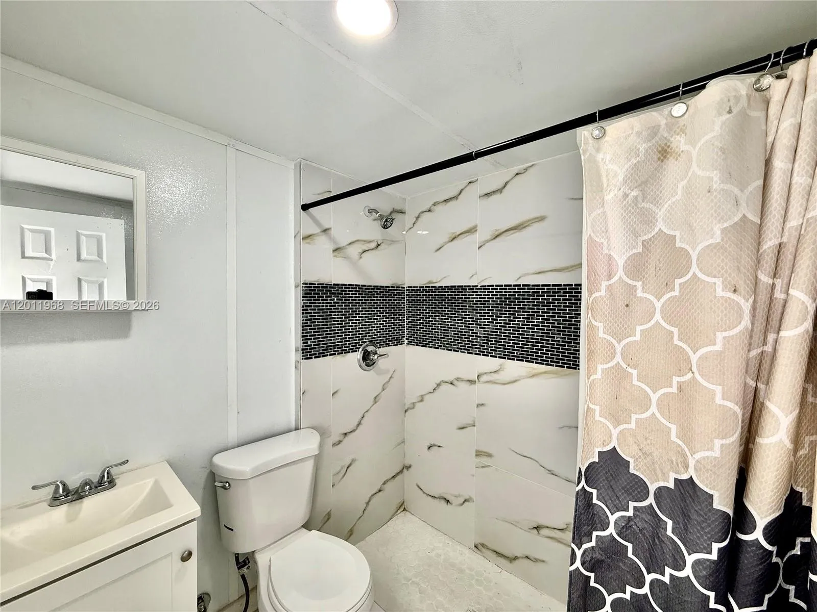 950 NW 109th St Rear, Miami FL 33168