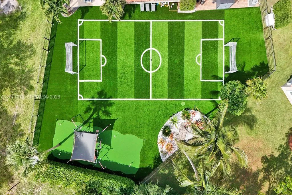 3222 Beechberry Cir, Davie FL 33328