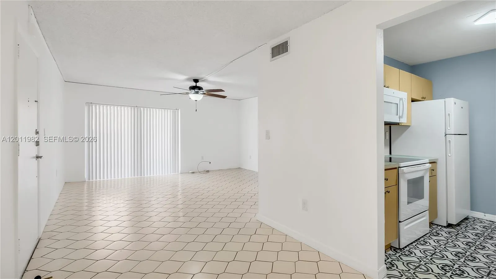 7231 Miami Lakes Dr # C5, Miami Lakes FL 33014