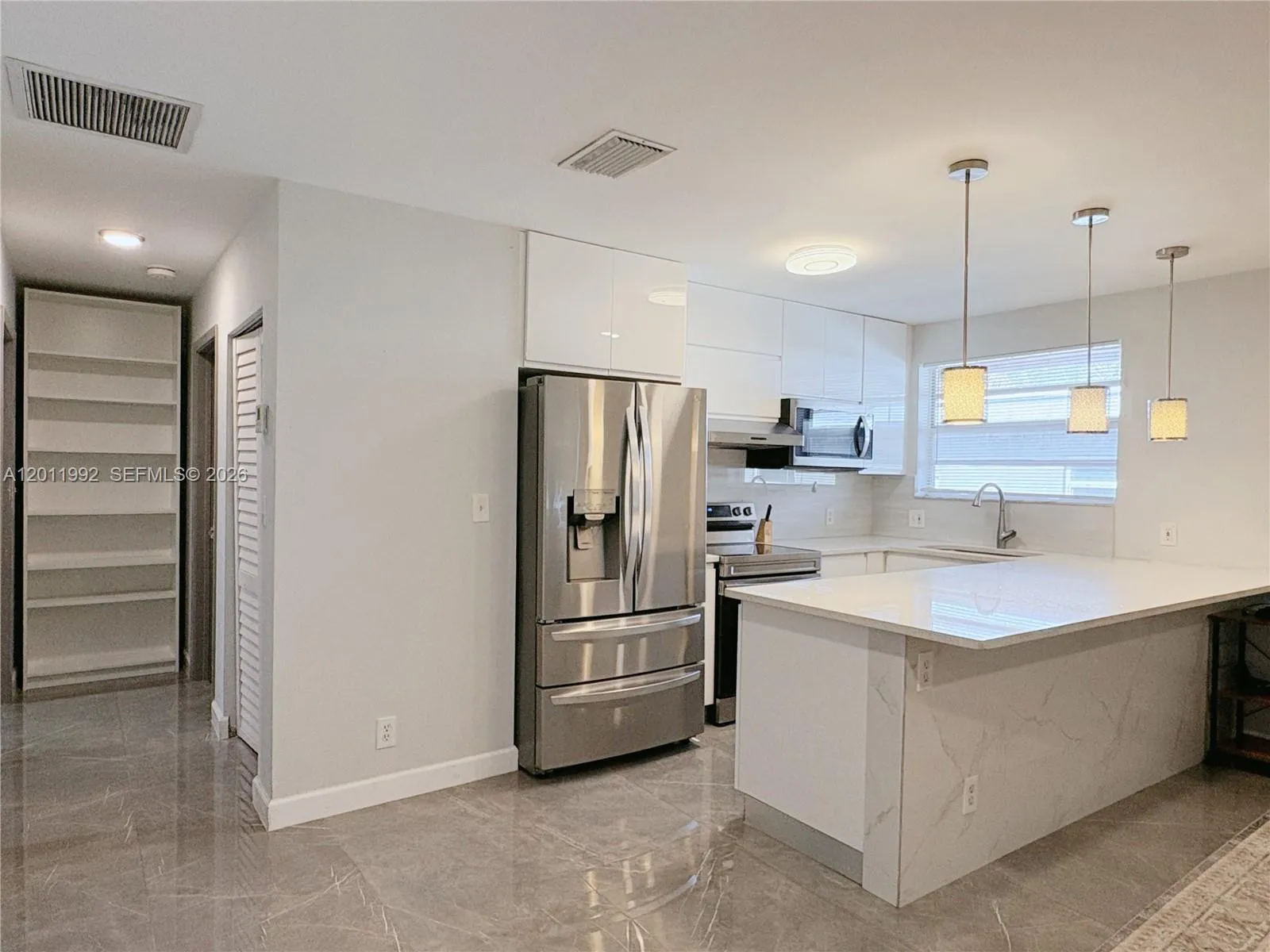 724 NE 3rd St # 1, Hallandale Beach FL 33009