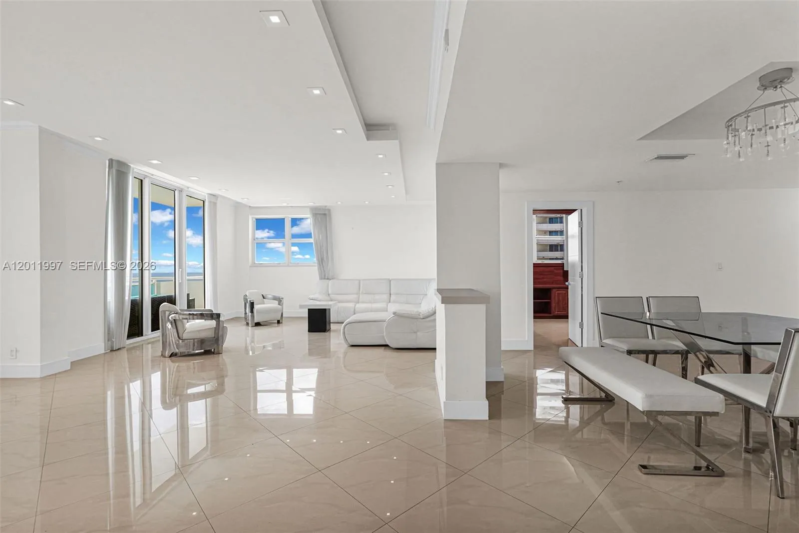 3001 S Ocean Dr # 1611, Hollywood FL 33019