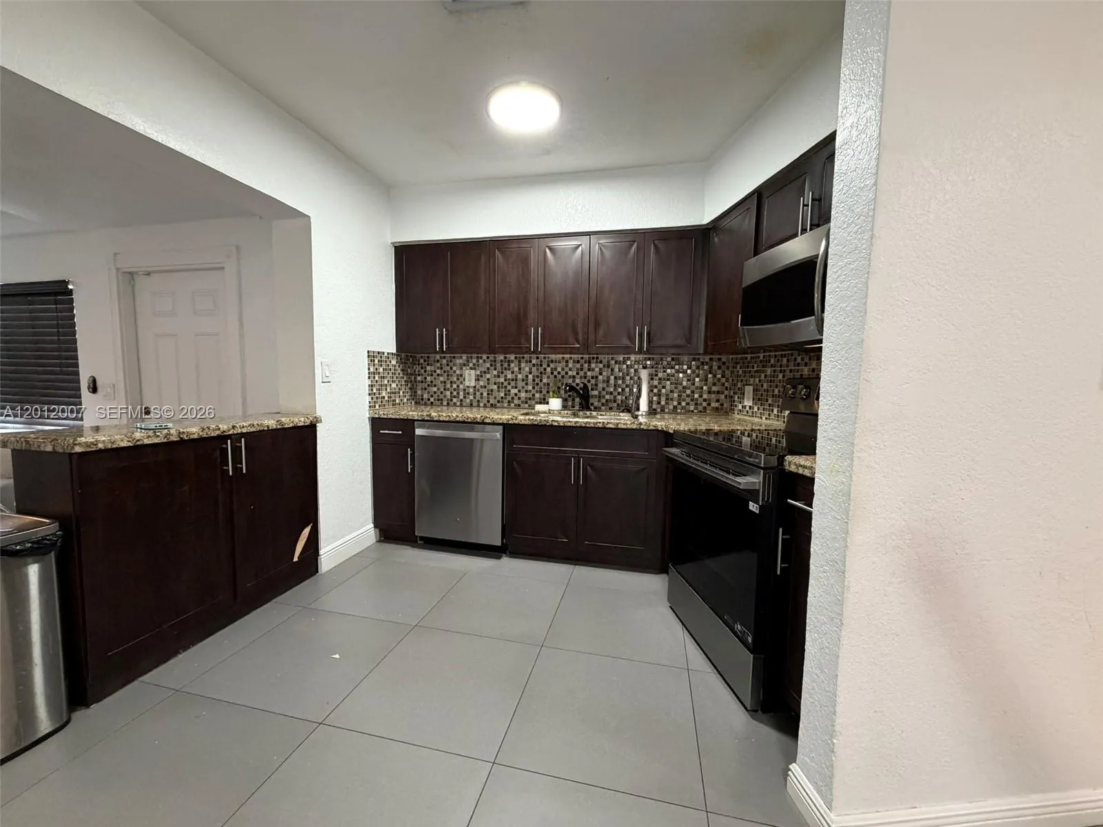 6433 Wiley St, Hollywood FL 33023