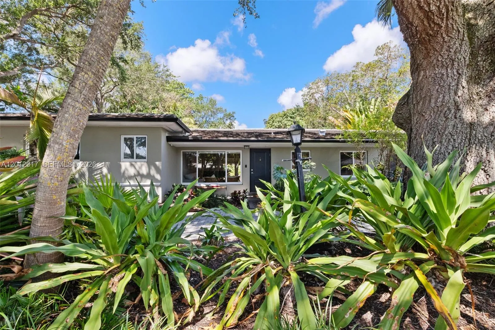 11220 SW 74th Ave, Pinecrest FL 33156