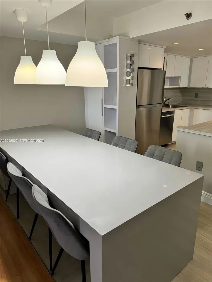 1100 Saint Charles Pl # 606, Pembroke Pines FL 33026