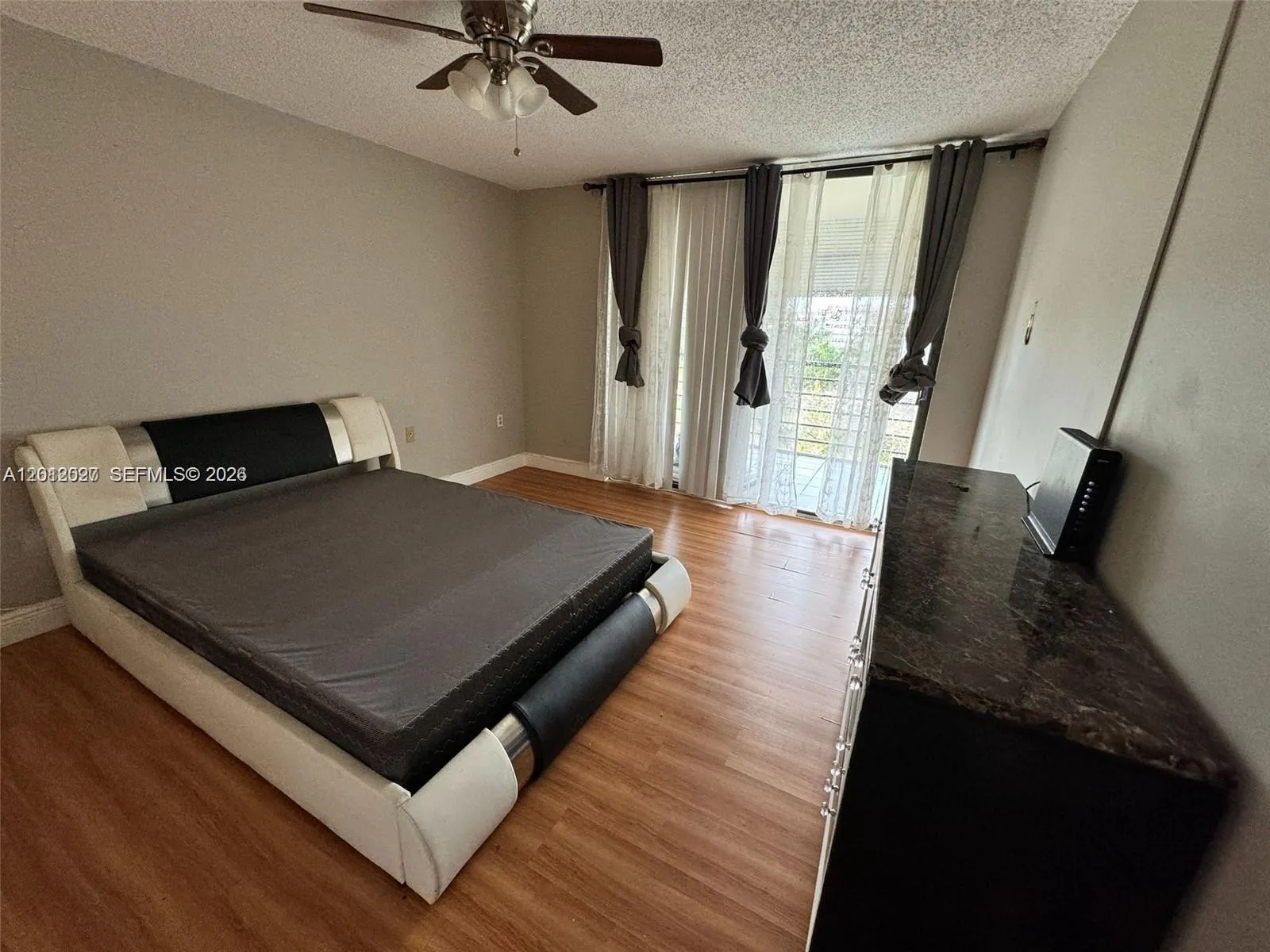 1100 Saint Charles Pl # 606, Pembroke Pines FL 33026