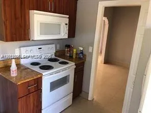 4121 SW 26th St, West Park FL 33023