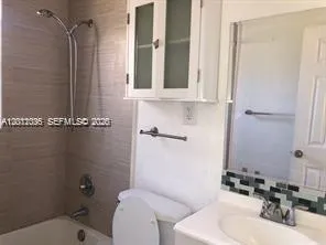 4121 SW 26th St, West Park FL 33023