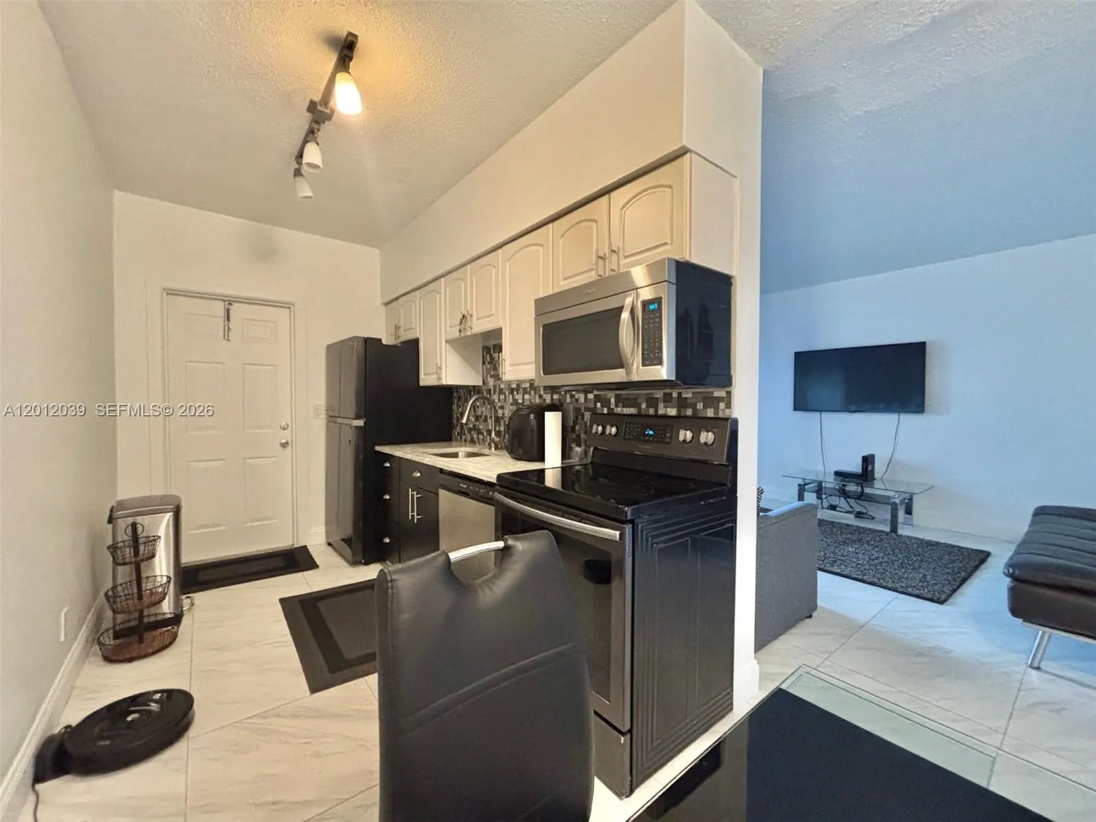 2200 S Ocean Dr # N109, Hollywood FL 33019