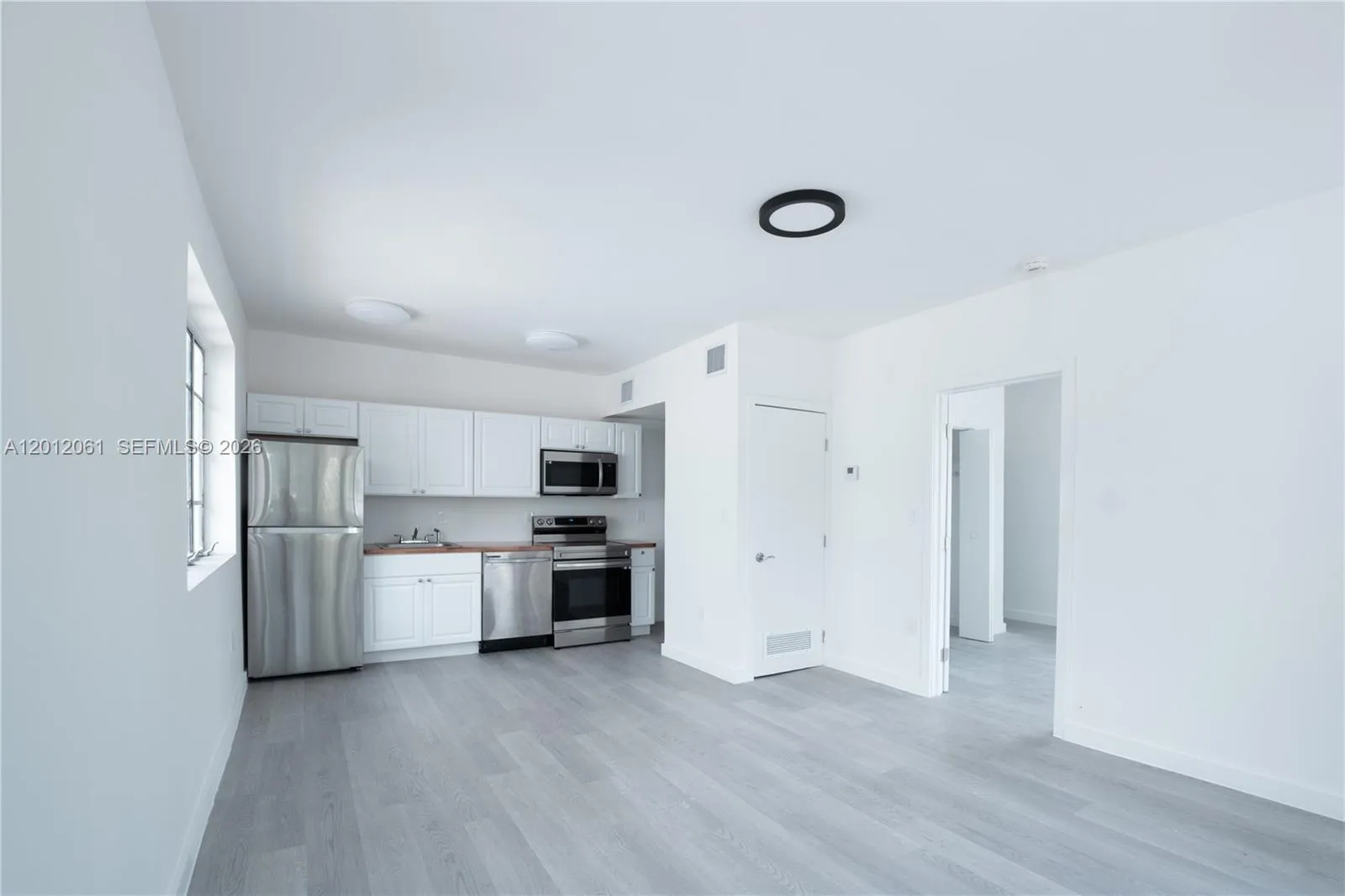 423 NE 71st St # 4, Miami FL 33138