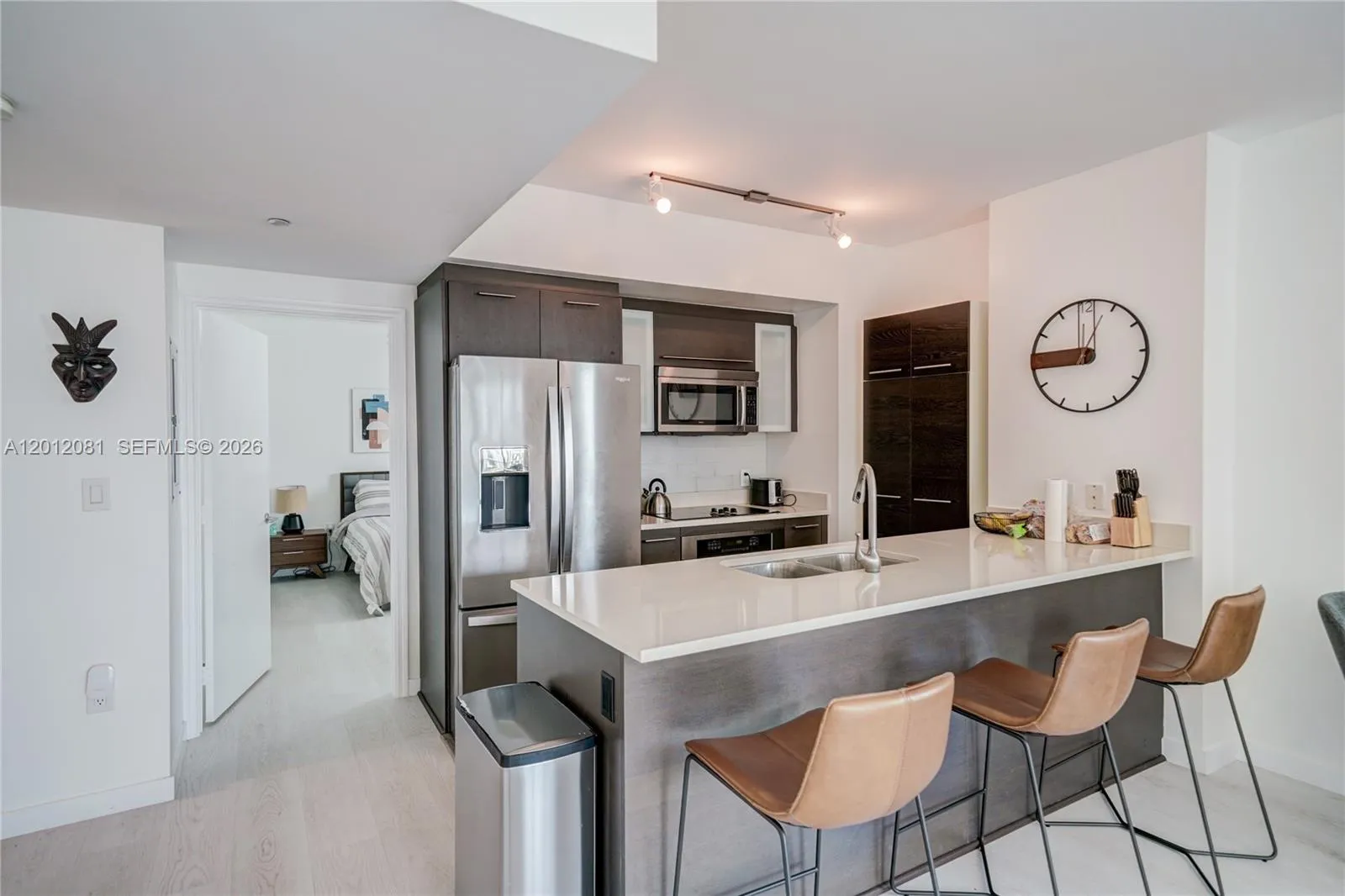 500 Brickell Ave # 3807, Miami FL 33131