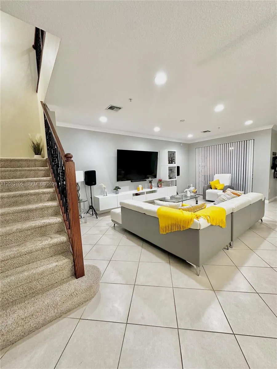 2900 NW 125th Ave # 105, Sunrise FL 33323