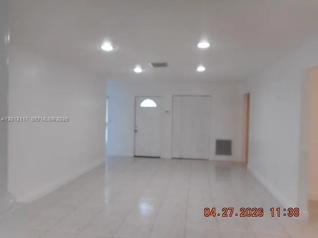 9351 NW 35th Pl, Sunrise FL 33351