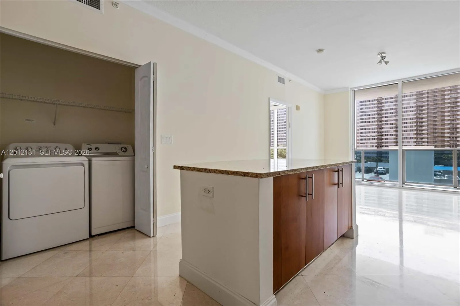 1945 S Ocean Dr # 503, Hallandale Beach FL 33009
